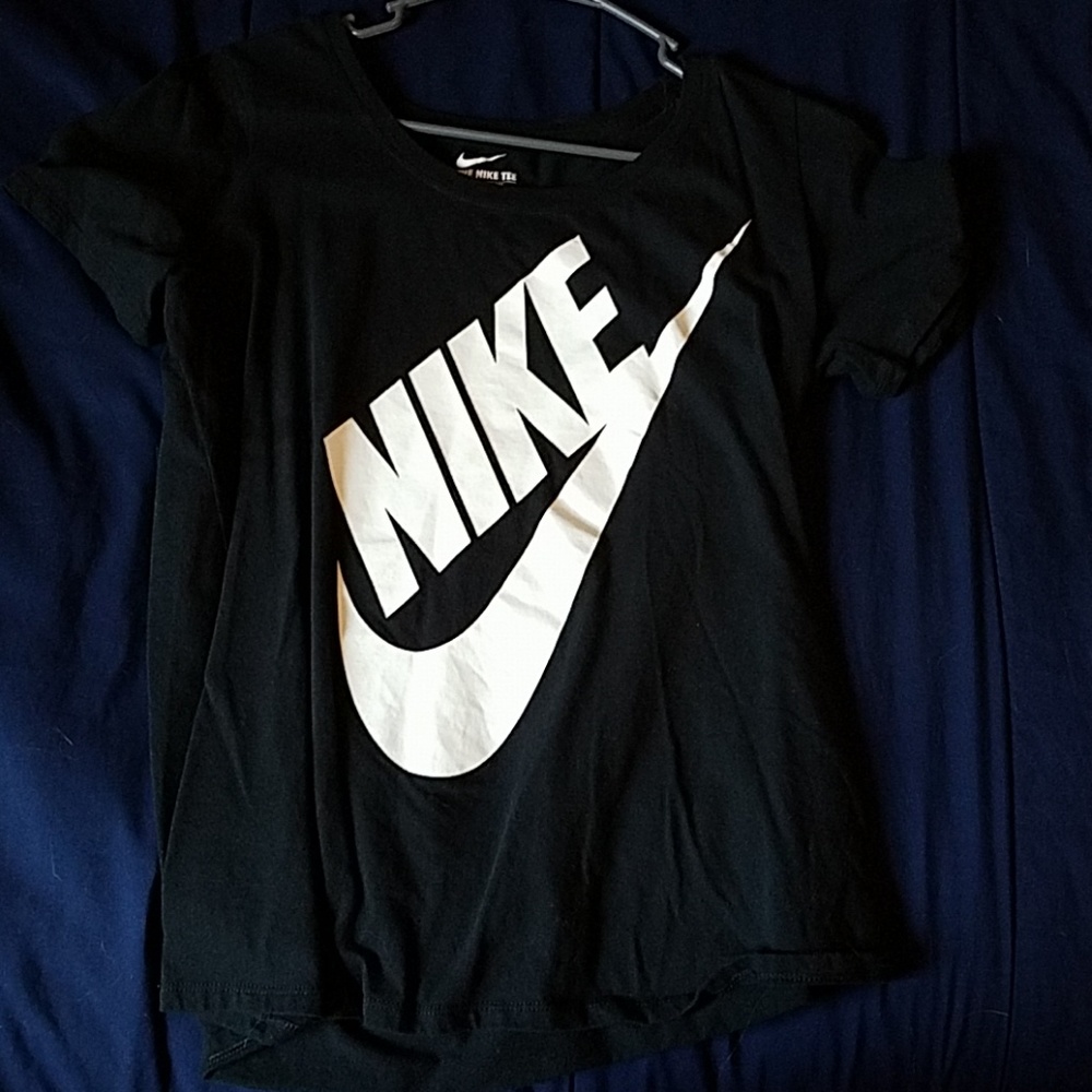 Nike tee shirt